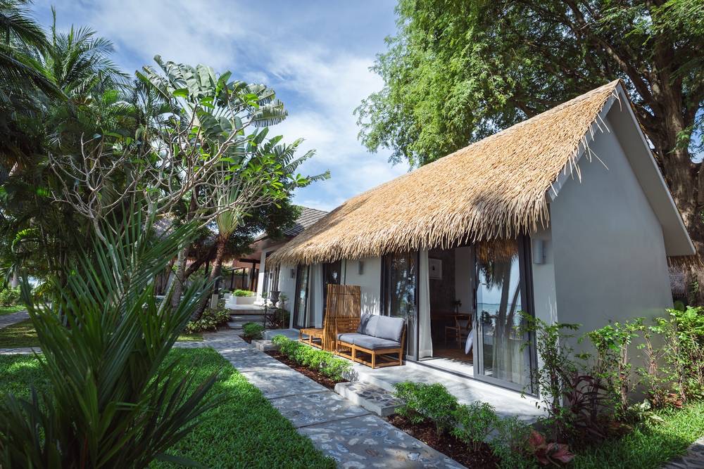 Beach private villa for couples